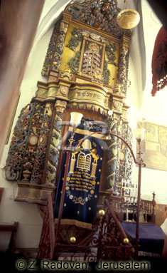 1237-2 HaAri synagogue Ark