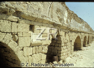 1239-5 Aquaduct