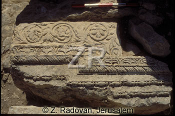 1327-1 Temple carvings