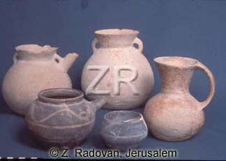 1479-5 cnaanite pottery