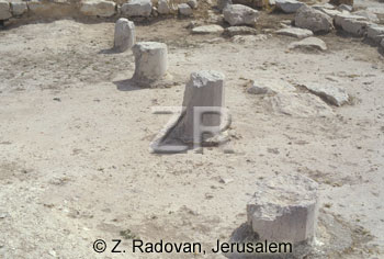 1523 Tel Balata Temple