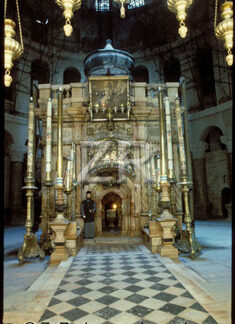 154-2 The Tomb of Christ