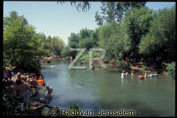 1692-8 Hazbani river