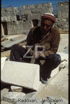 2040-3 Stone mason