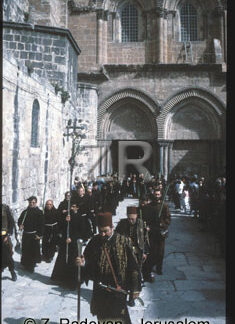 2089-3 Easter procession
