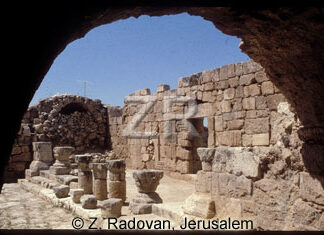 2267-1 Eshtamoa synagogue