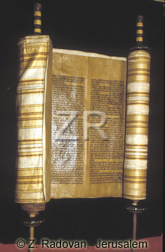 2327-1 Torah scroll