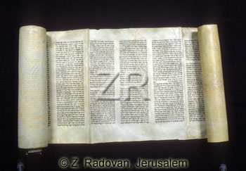 2327-3 Torah scroll