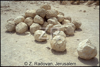 2820-1 Balistra stones