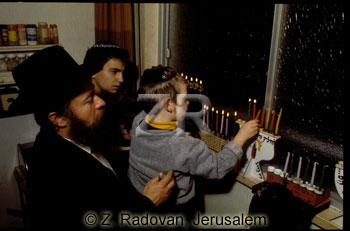 2932 Hanukkah lights