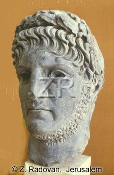 2936-2 Emperor Neron
