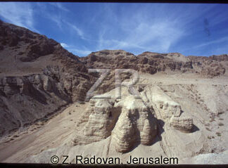 304-10 Qumran