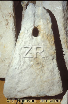 3200-1 Stone anchor