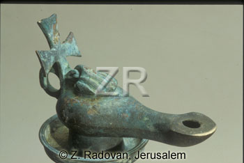 3449-2 Byzantine oil lamp