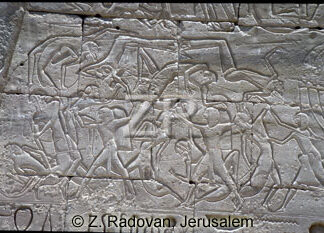 3553-1 Egyptian battle scen