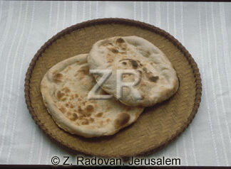 3689-2 Pittah bread
