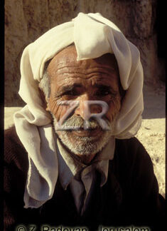 3930-3 Village Arab