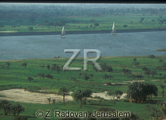 4322-4 The river Nile