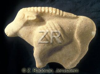 4379-1 Neolithic figurine