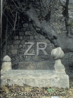 4484-2 Jaffo Gate tombs