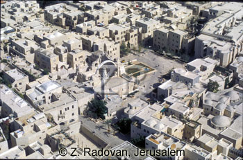 4511-2 The Jewish quarter