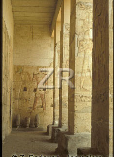 4554-16 Abydos temple