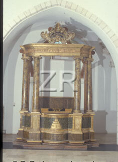 4588-1 Istanbuli synagogue
