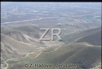 4670-18 The Jordan Valley