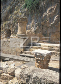 4673-3 Panias Temple