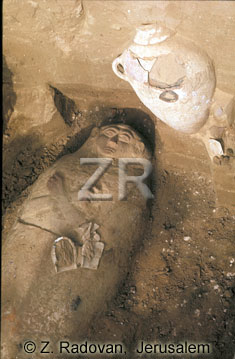 4738-3 Anthropoid excavatio