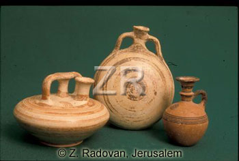 4742-1 Mycenian pottery