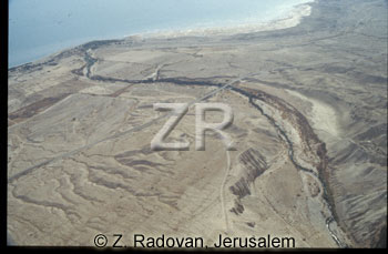 4904-1 Dead Sea shore