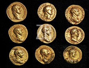 5473-1 Roman gold coins