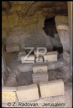 552-2 Mt.-of Olives tombs