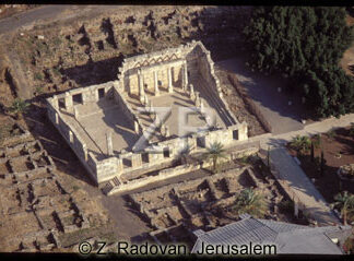 568-21 Capernaum Synagogue