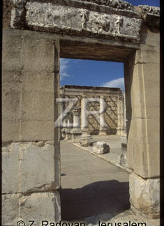 568-26 Capernaum Synagogue