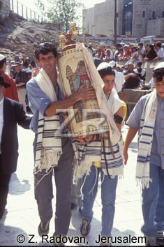 574-1 Barmitzvah ceremony