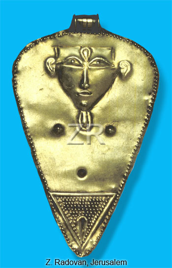841-1 Hathor golden pendan