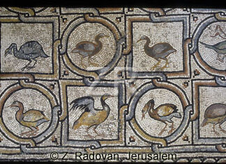 846-4 Birds mosaic