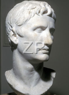 933-5 Emperor Augustus