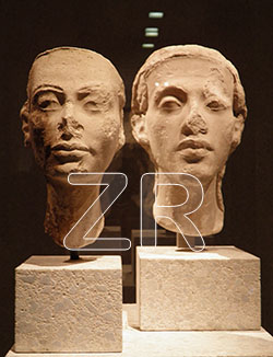 6524. Akhenaton and Nefertiti, Amarna