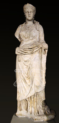 6541. Large statue of Hera